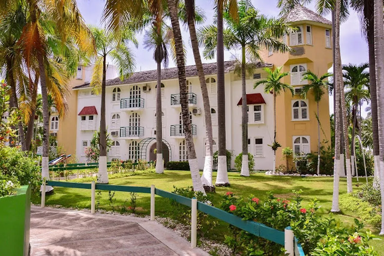 Tidal Wave Suite At Sandcastles Ocho Rios Apartment